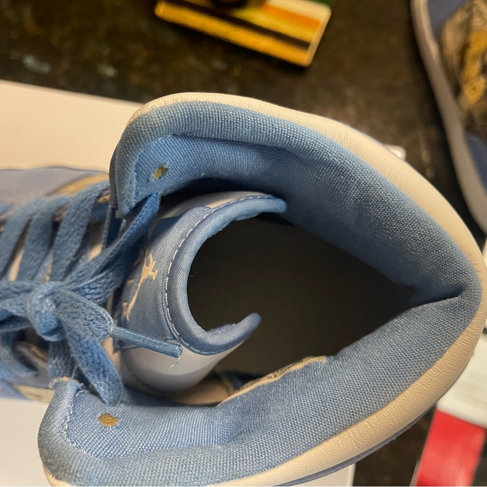 Rare “Legend” Air Jordan 1s, Size 13. Great condition - Picture 8 of 9